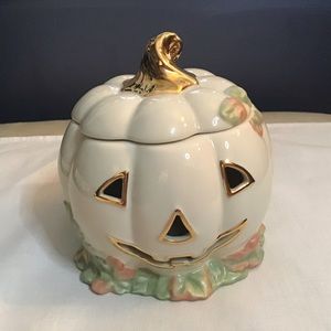 Lennox Pumpkin Decoration which holds tea light.